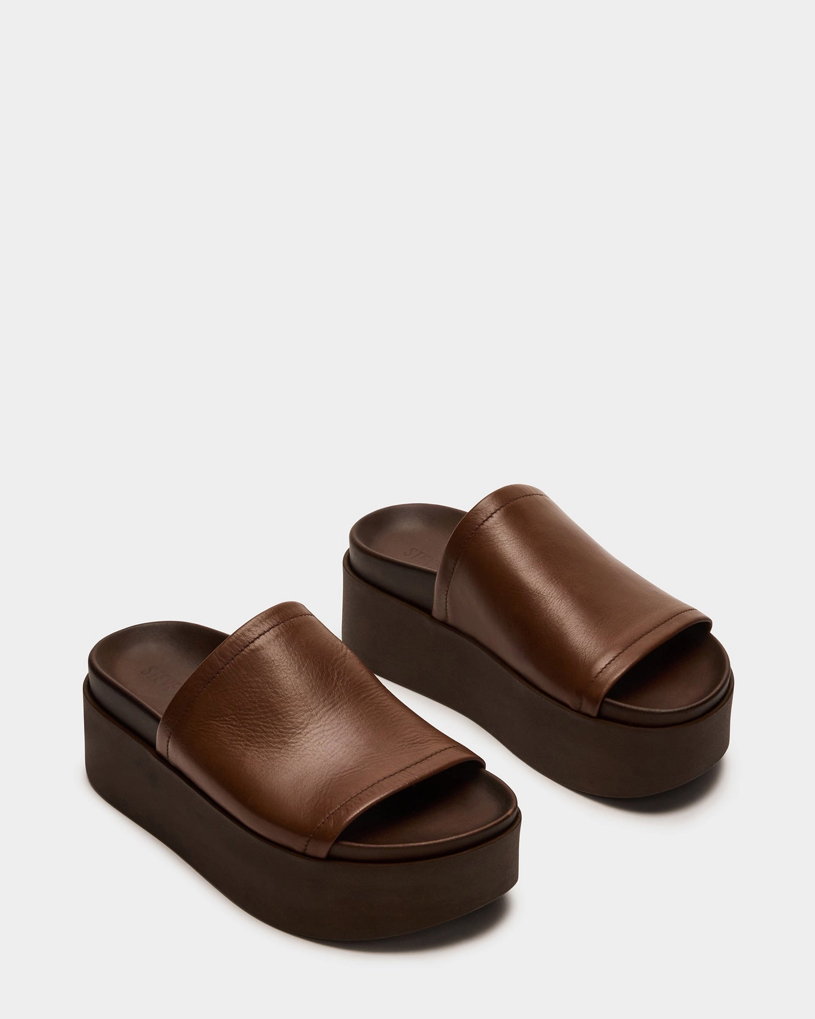 ARWEN BROWN LEATHER