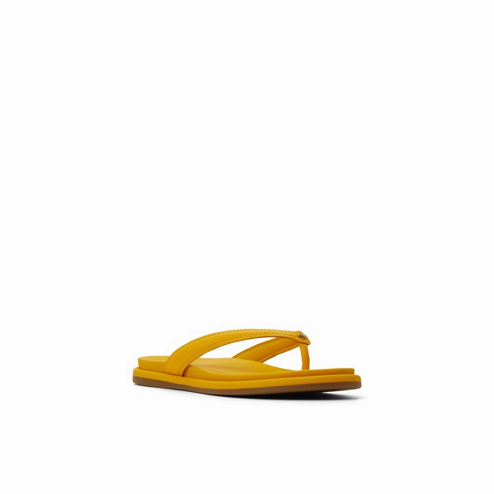 Isla Sandal