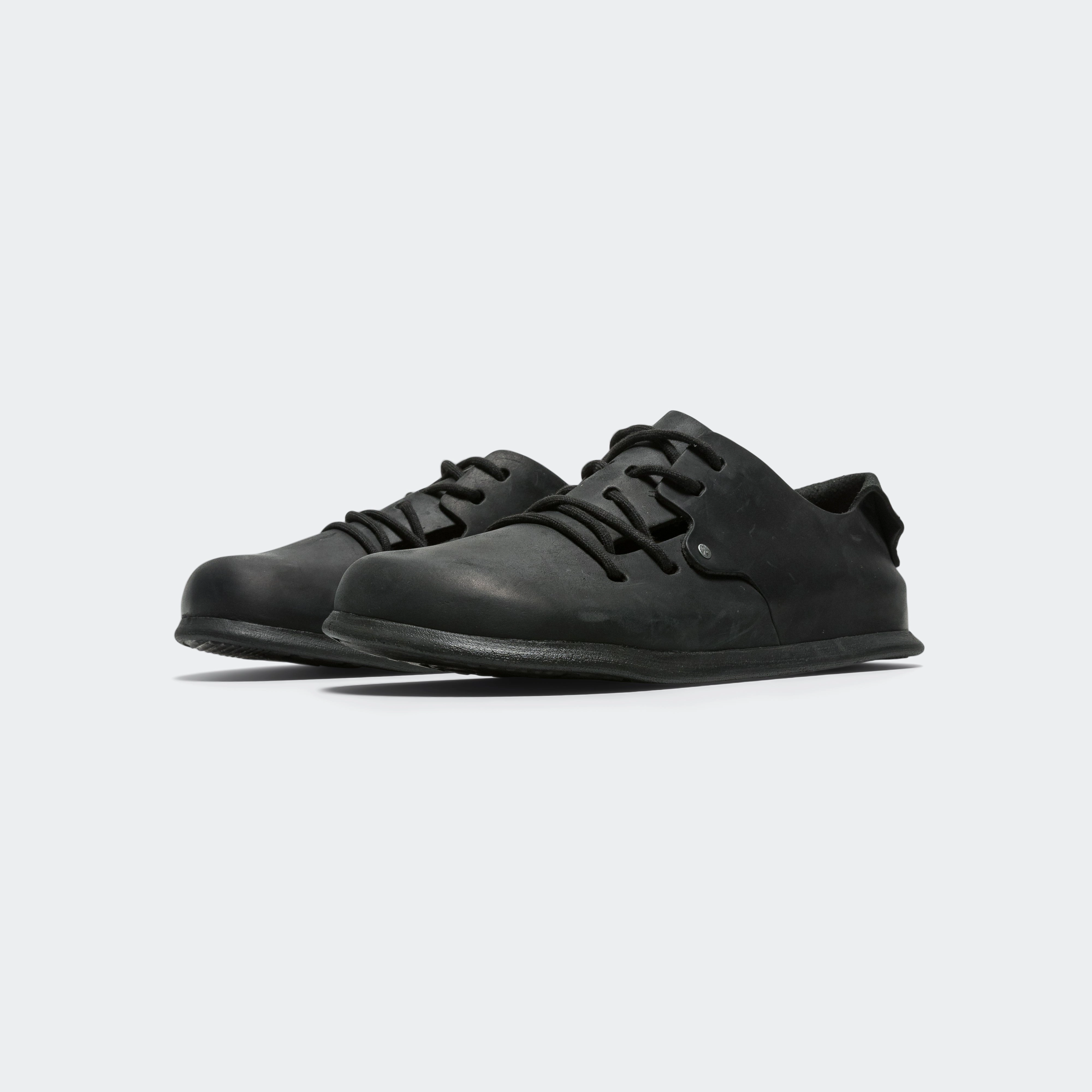 Montana - Black Oiled Leather