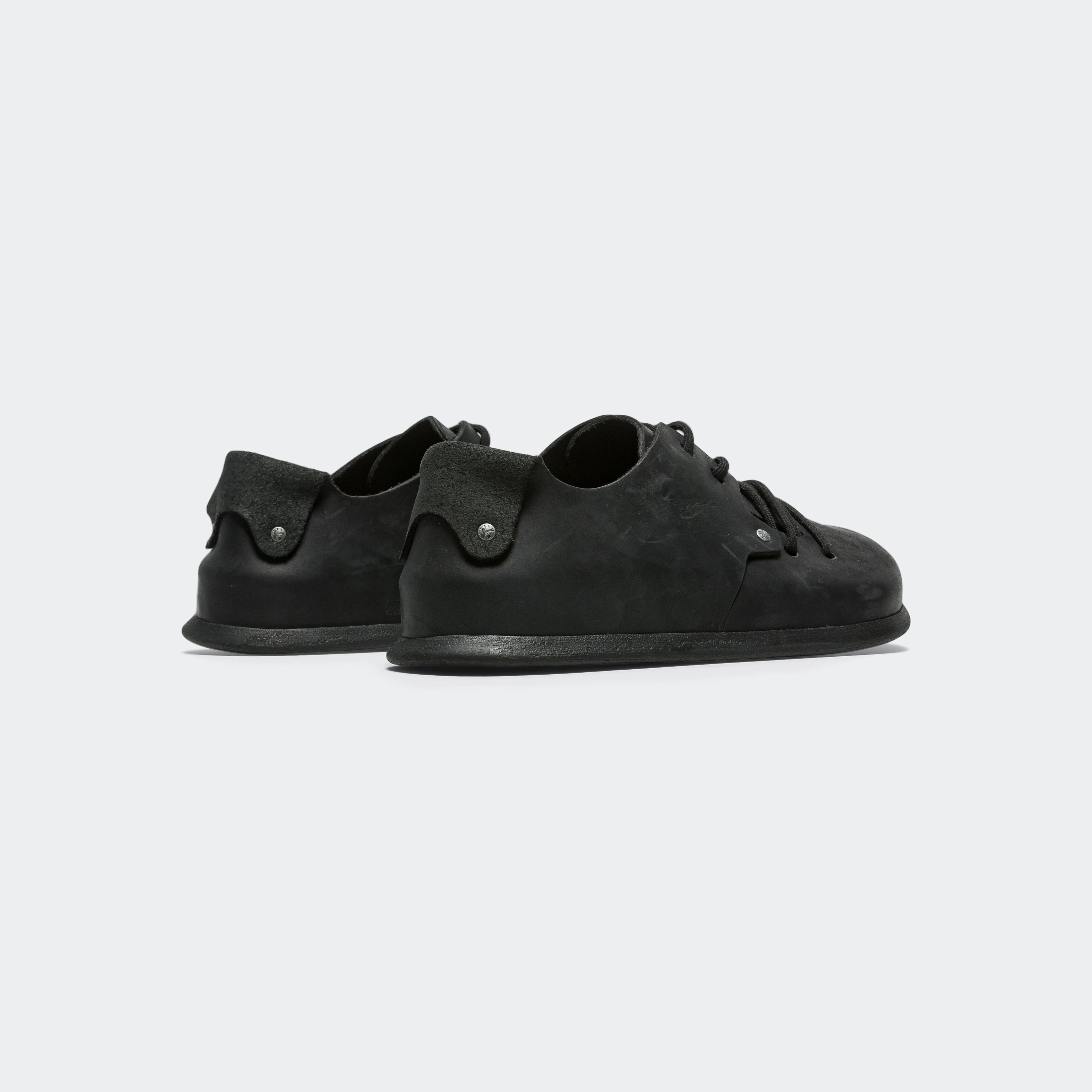 Montana - Black Oiled Leather