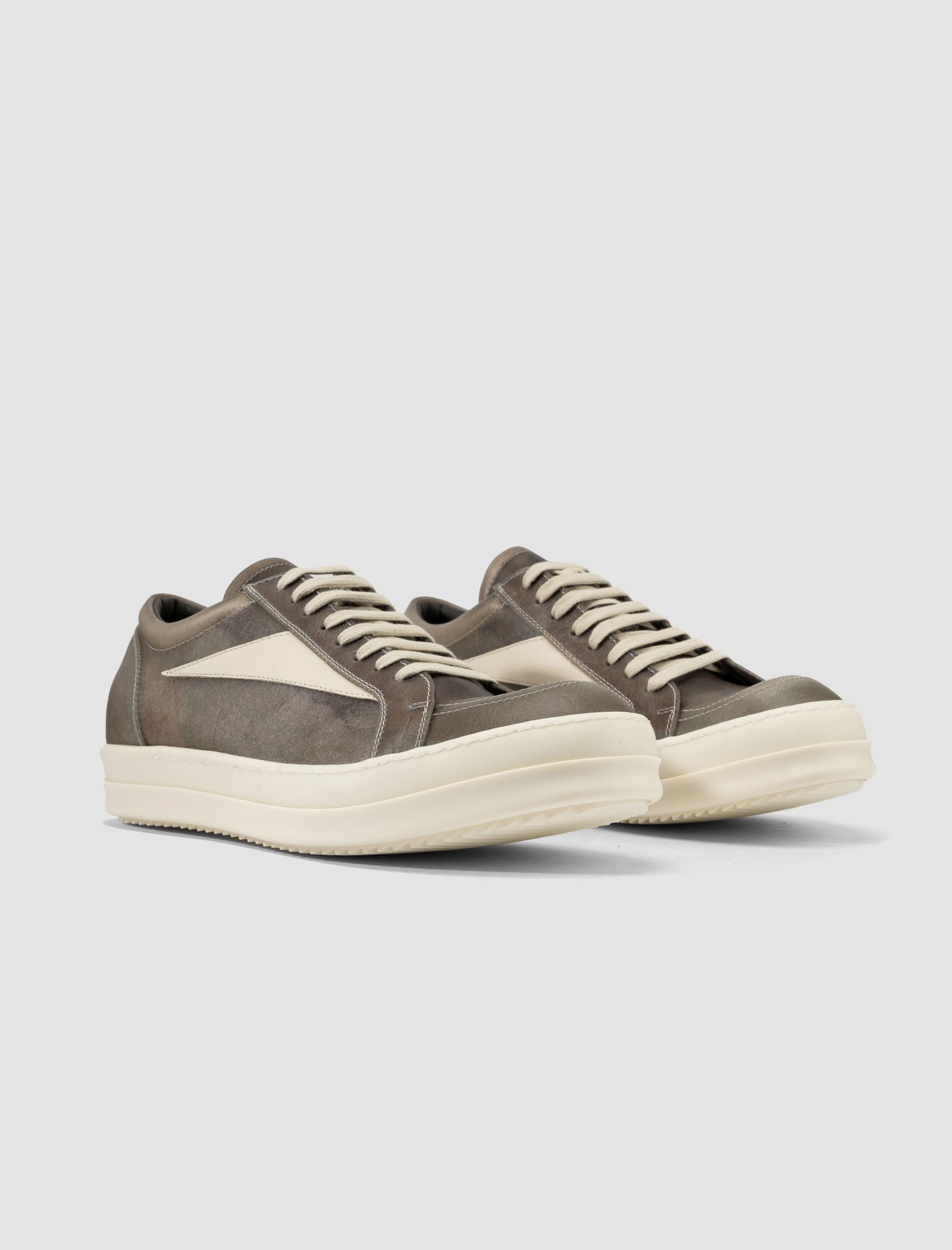 VINTAGE SNEAKERS DUST/MILK